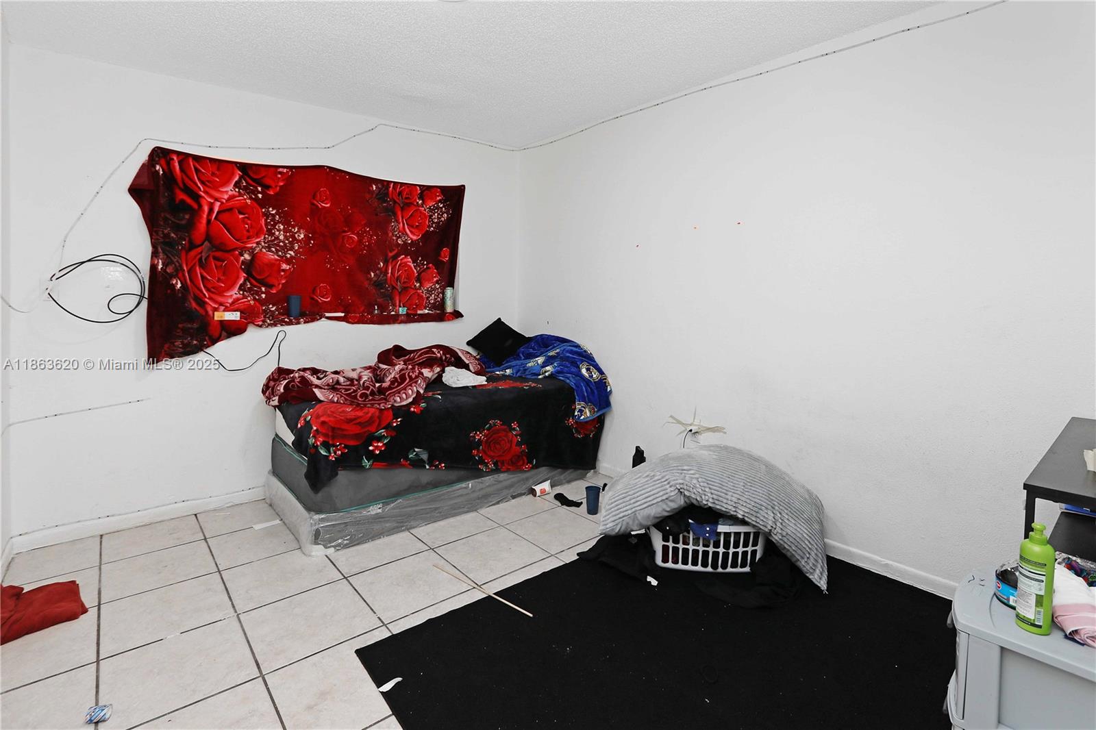 See details / 2100 sq. ft. $ 2025-08-22 0 Photo