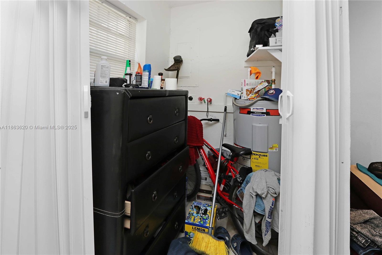 See details / 2100 sq. ft. $ 2025-08-22 0 Photo
