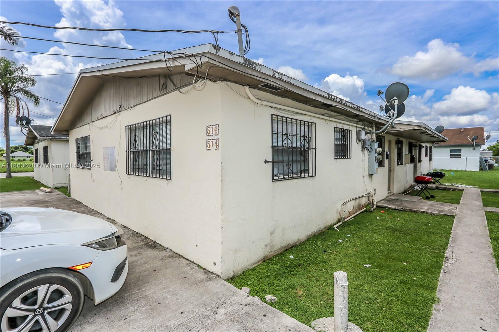 See details / 2100 sq. ft. $ 2025-08-22 0 Photo