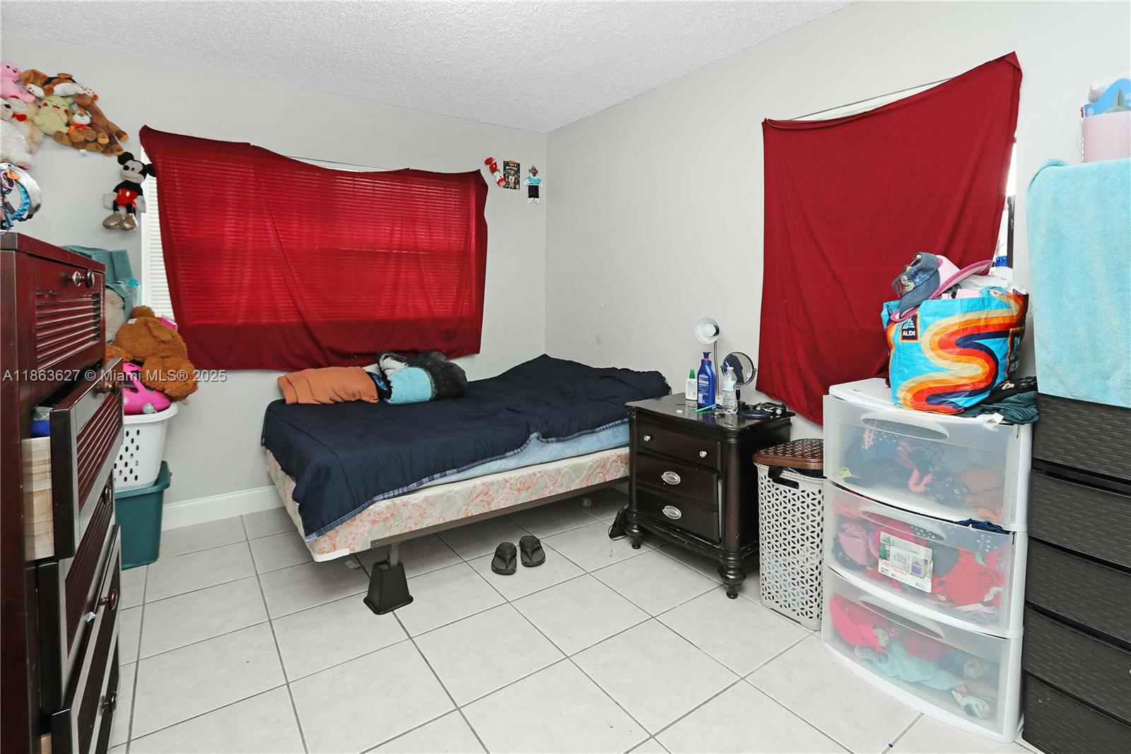 See details / 2100 sq. ft. $ 2025-08-22 0 Photo