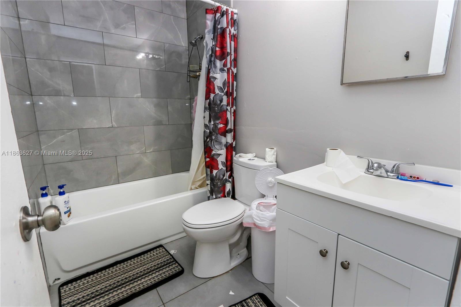 See details / 2100 sq. ft. $ 2025-08-22 0 Photo