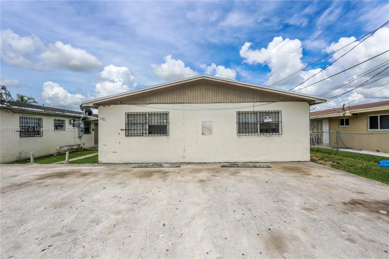 See details / 2100 sq. ft. $ 2025-08-22 0 Photo