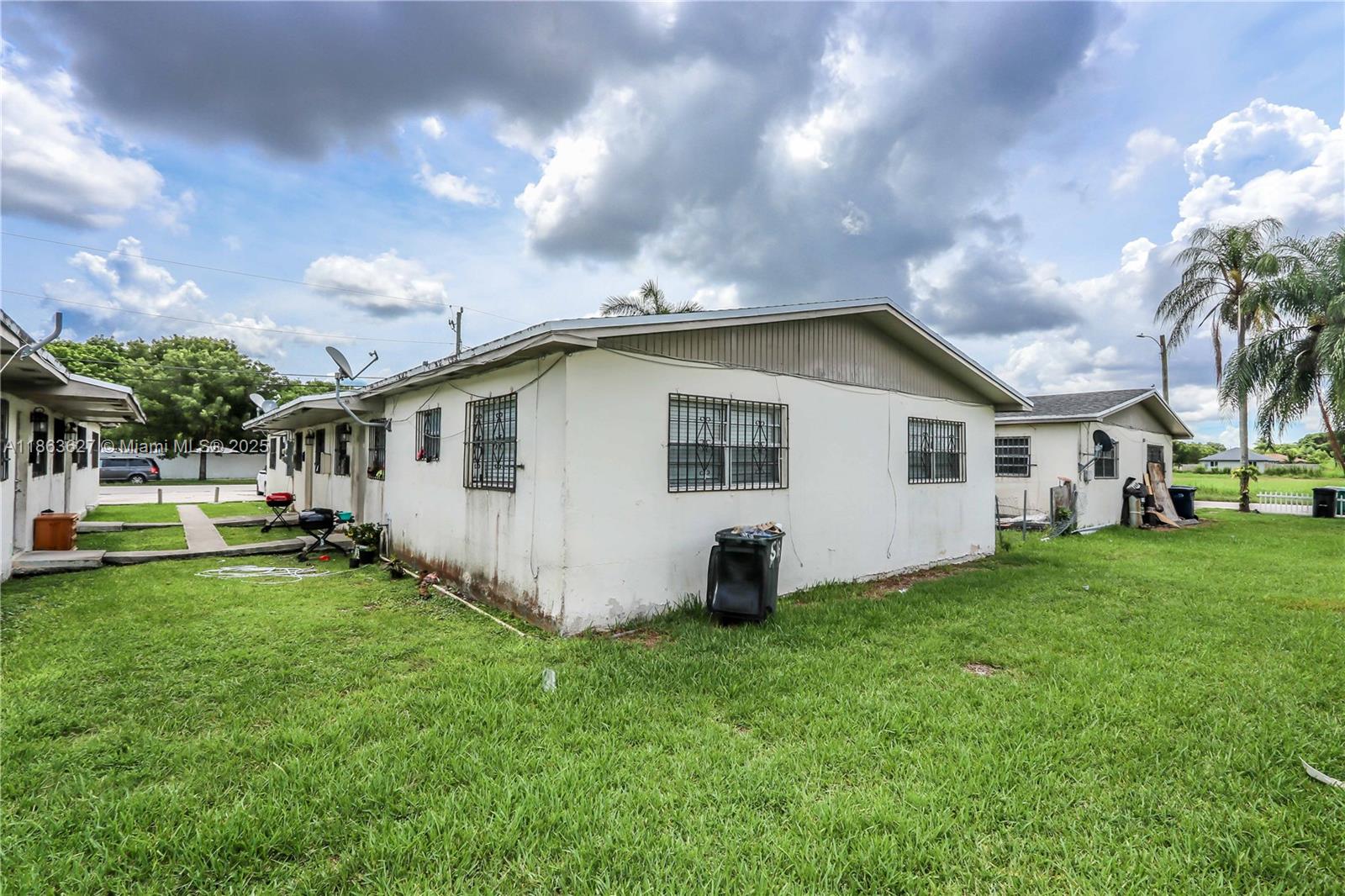 See details / 2100 sq. ft. $ 2025-08-22 0 Photo