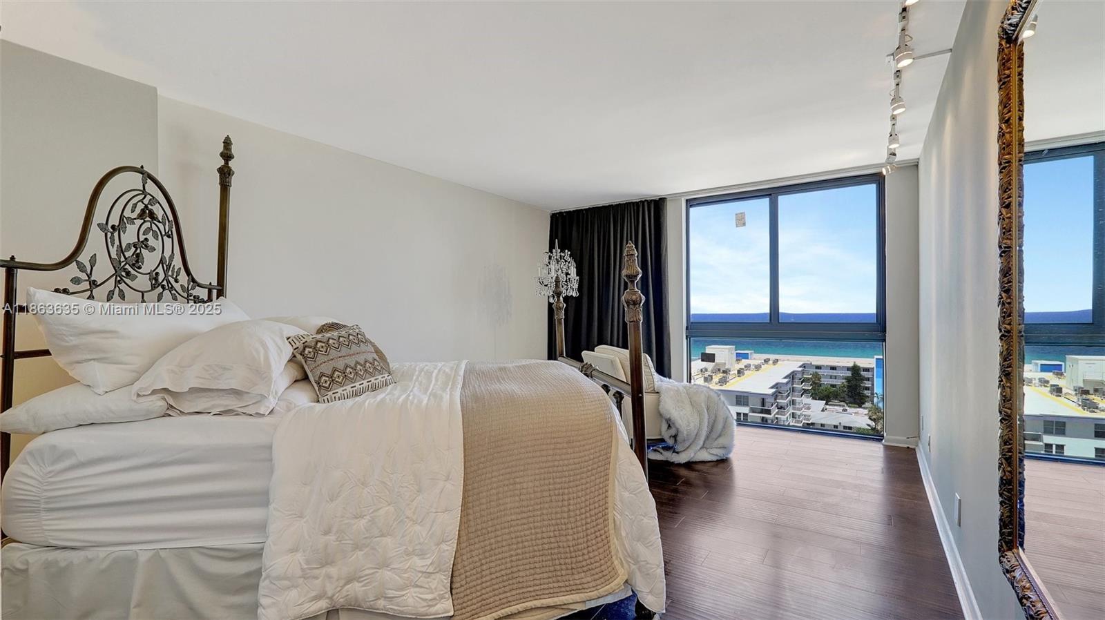 Photo of 1500 Ocean Dr  #12H, Hollywood, Florida, 33019 - 