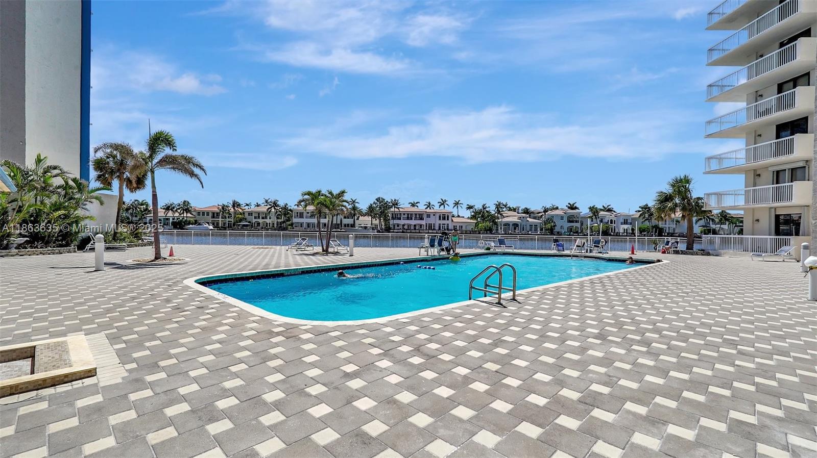 Photo of 1500 Ocean Dr  #12H, Hollywood, Florida, 33019 - 