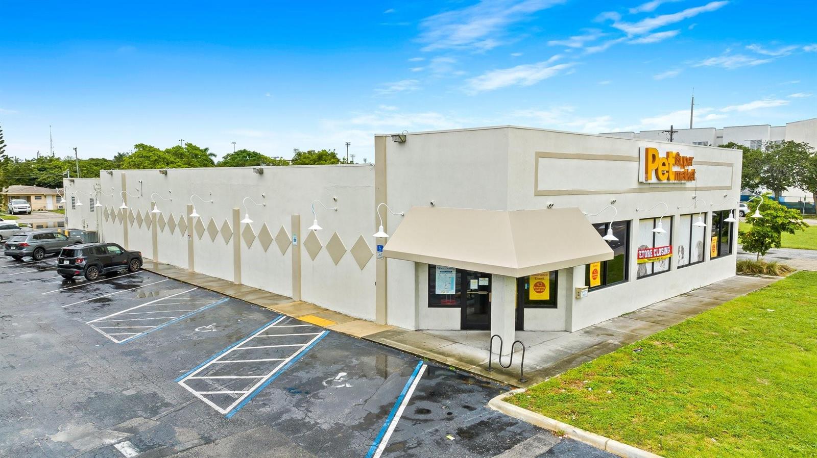   / 0  sq. ft. $ 2025-10-25 0 Photo