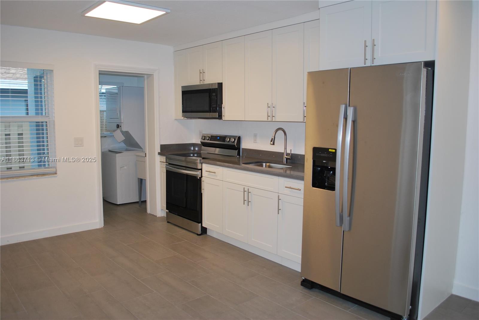 See details / 1700 sq. ft. $ 2025-08-22 0 Photo