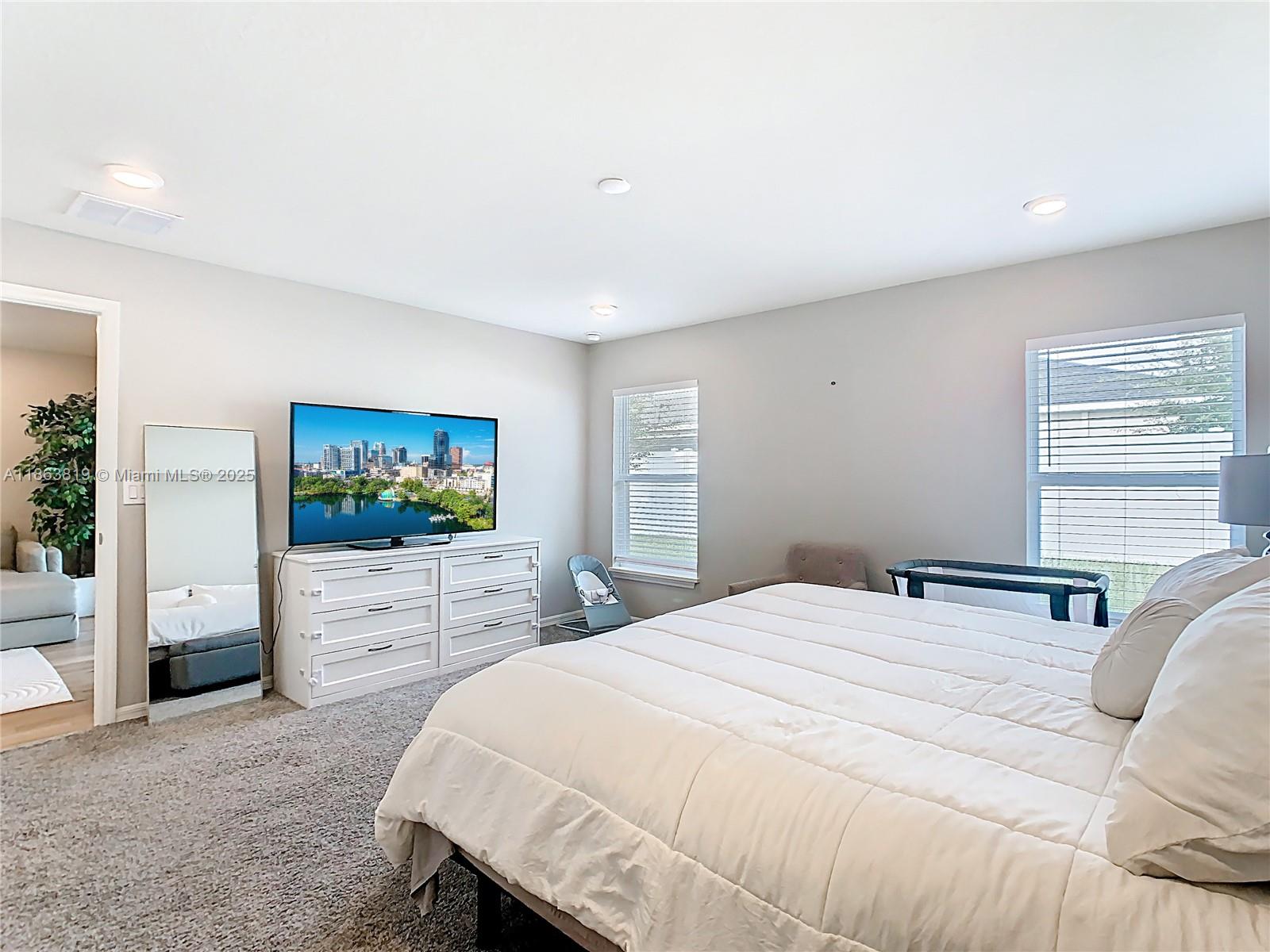 Ver detalles 1060 3 / 2 1506 sq. ft. $ 2026-05-19 0 foto