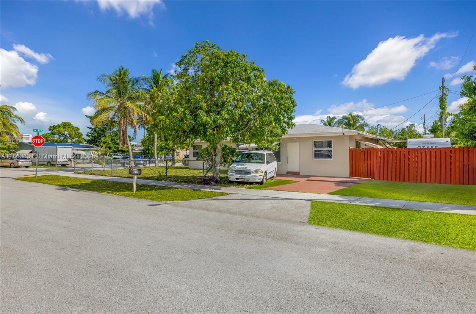 See details / 1886 sq. ft. $ 2025-08-22 0 Photo