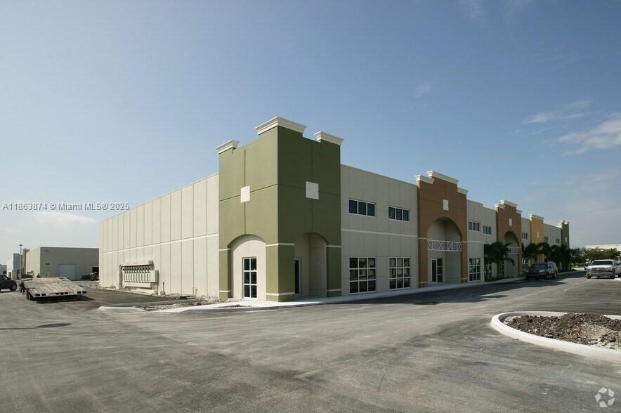 189  /   sq. ft. $ 2025-08-22 0 Photo