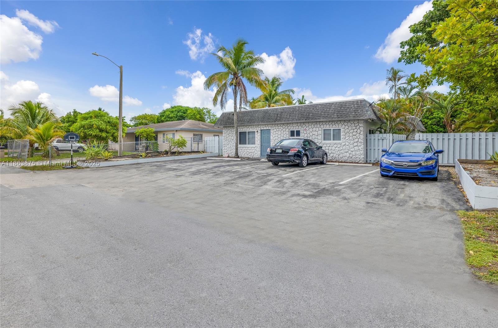 See details / 2187 sq. ft. $ 2025-08-22 0 Photo