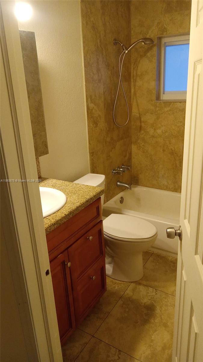 See details / 2187 sq. ft. $ 2025-08-22 0 Photo