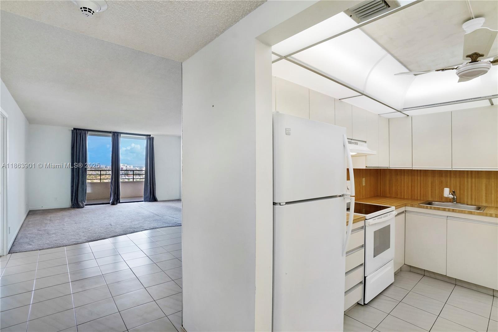 Photo of 2500 Parkview Dr #2408, Hallandale Beach, Florida, 33009 -