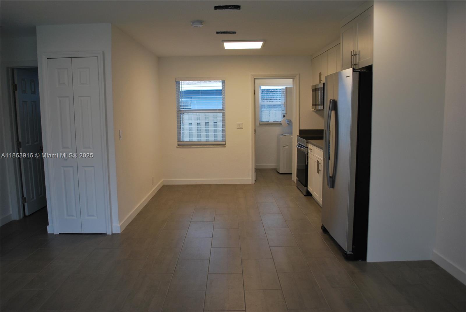 See details / 2424 sq. ft. $ 2025-08-22 0 Photo