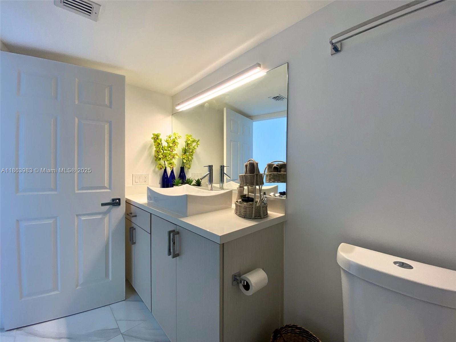 Photo of 3530 Mystic Pointe Dr  #3014, Aventura, Florida, 33180 - 