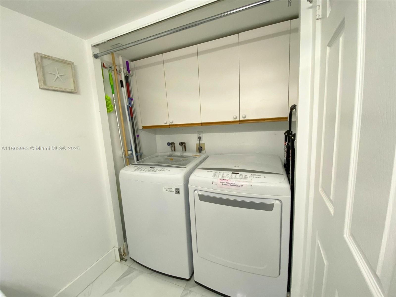 Photo of 3530 Mystic Pointe Dr  #3014, Aventura, Florida, 33180 - 