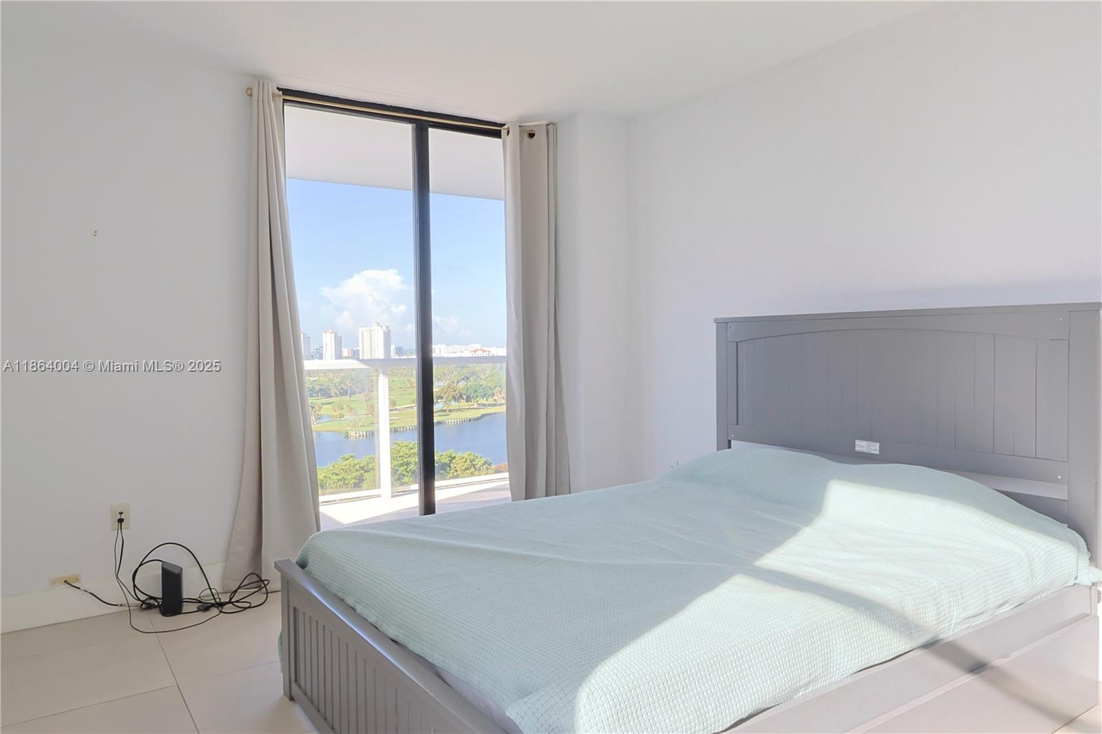 Photo of 3701 Country Club Dr  #1504, Aventura, Florida, 33180 - 