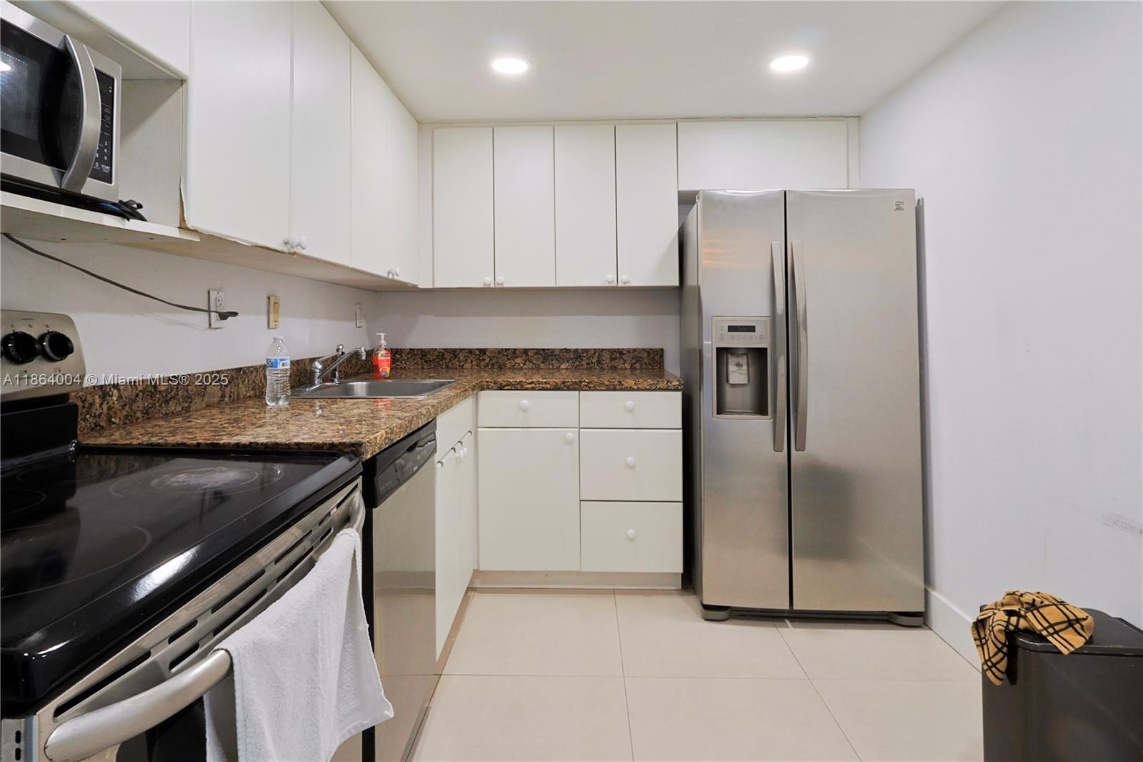 Photo of 3701 Country Club Dr #1504, Aventura, Florida, 33180 -