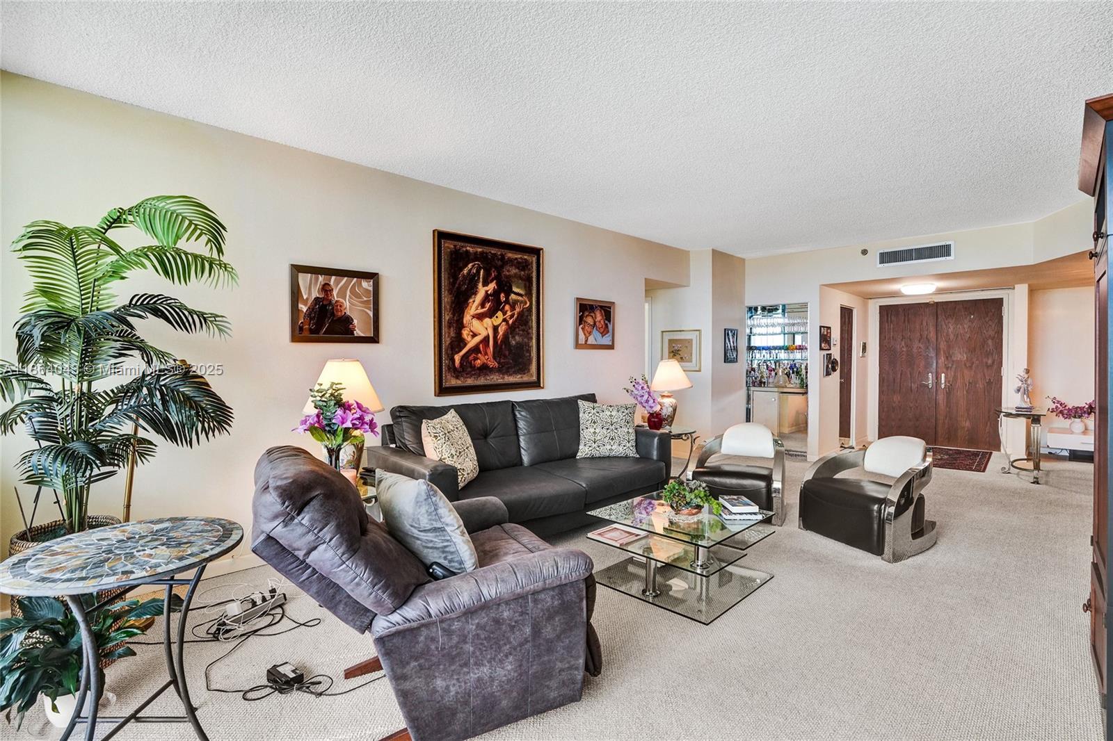 Photo of 20281 Country Club Dr  #1712, Aventura, Florida, 33180 - 