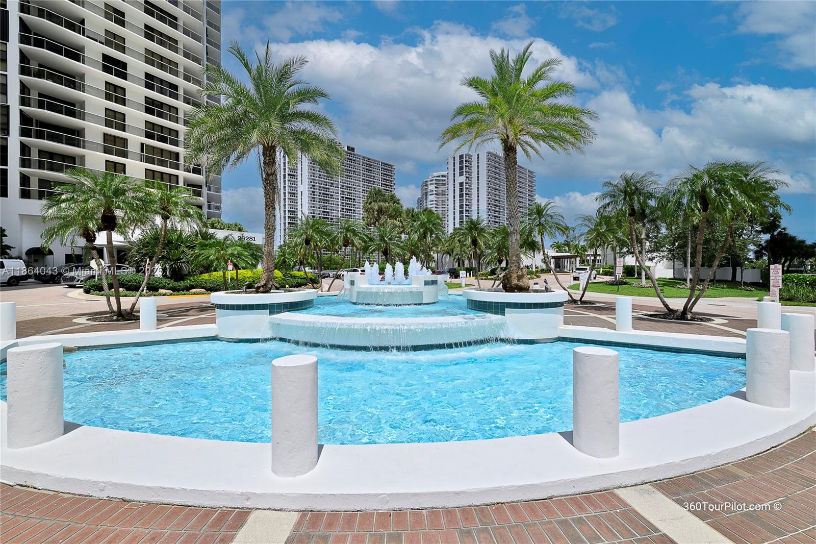 Photo of 20281 Country Club Dr  #1712, Aventura, Florida, 33180 - 