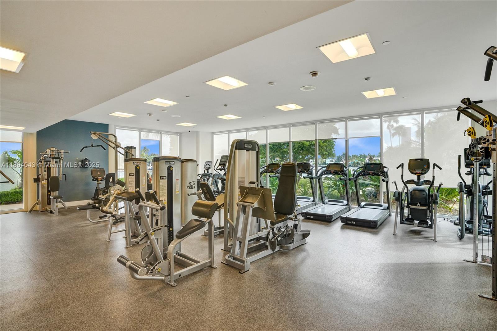 Photo of 20281 Country Club Dr  #1712, Aventura, Florida, 33180 - 