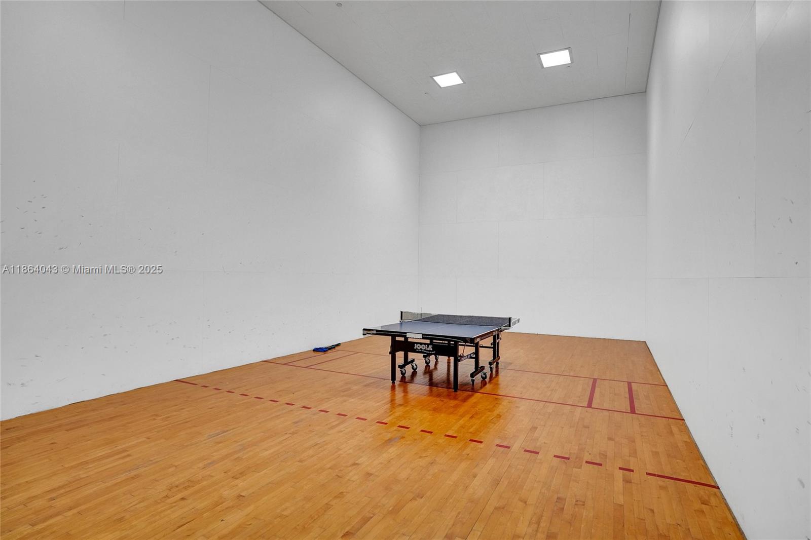 Photo of 20281 Country Club Dr  #1712, Aventura, Florida, 33180 - Ping Pong