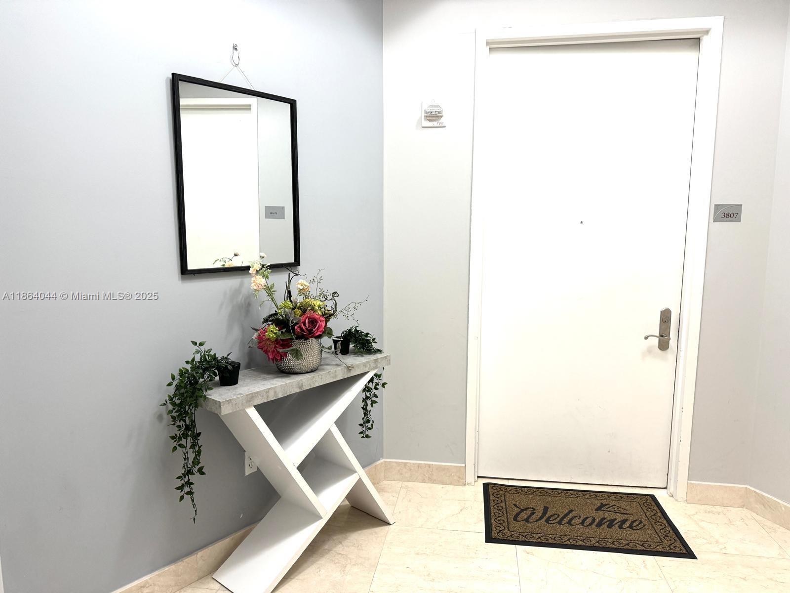 3807 3 / 3 2106 sq. ft. $ 2025-09-11 0 Photo