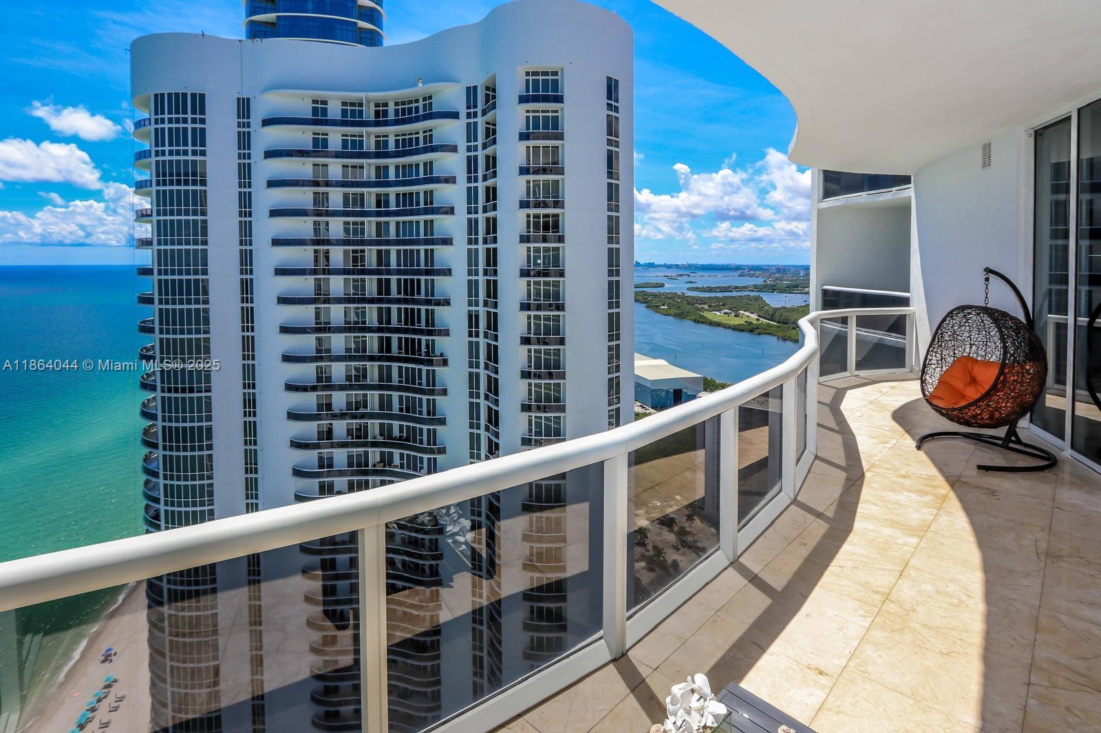 See details 3807 3 / 3 2106 sq. ft. $ 2025-08-22 0 Photo