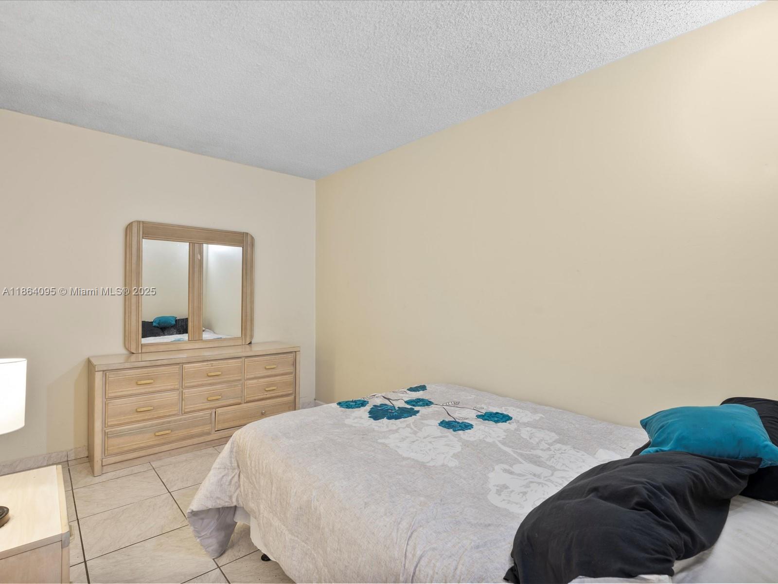 Photo of 3725 Ocean Dr  #1207, Hollywood, Florida, 33019 - 