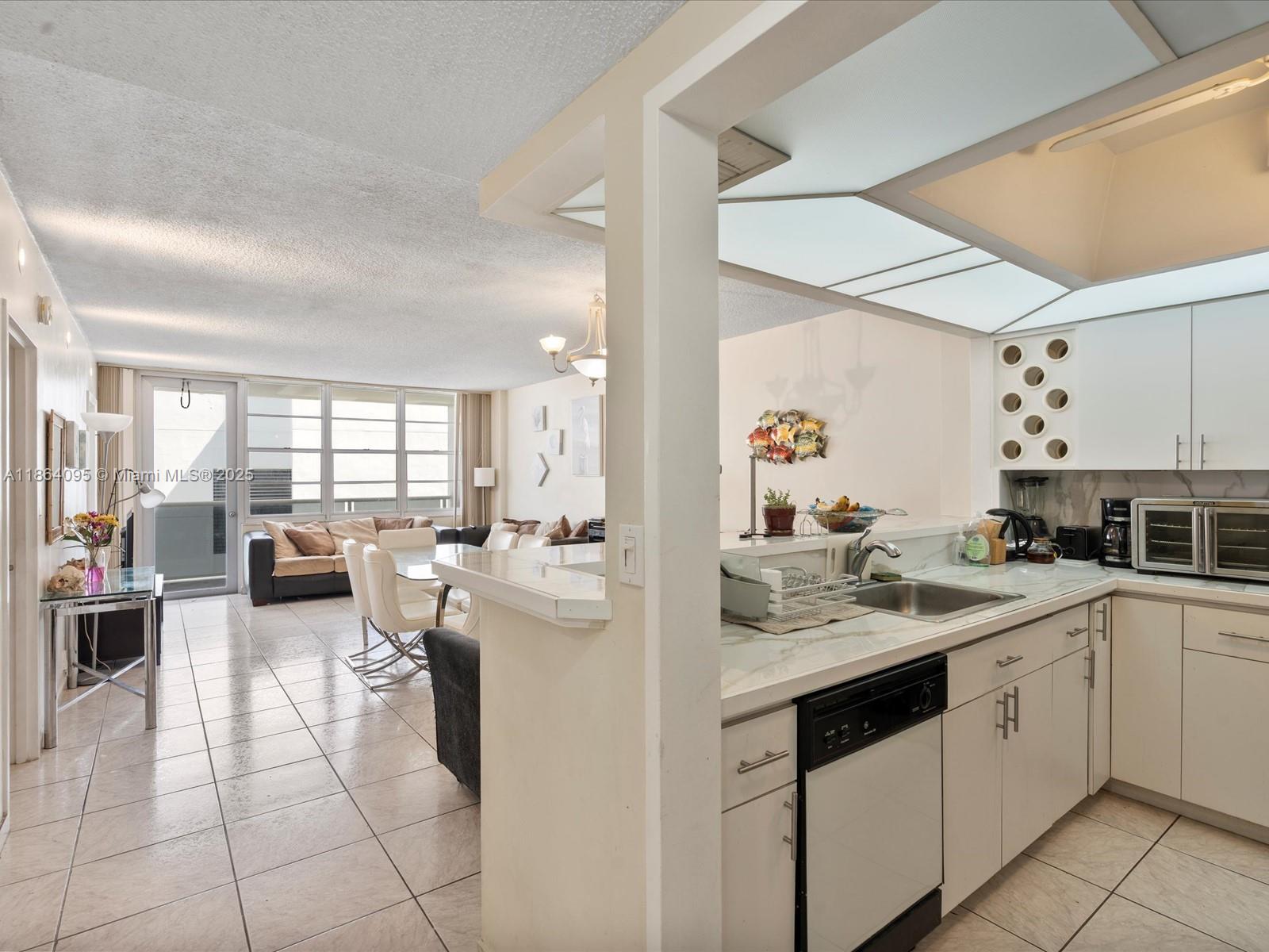 Photo of 3725 Ocean Dr #1207, Hollywood, Florida, 33019 -