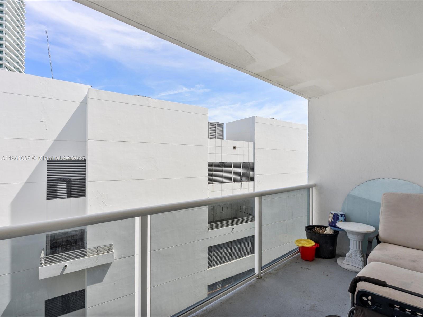 Photo of 3725 Ocean Dr  #1207, Hollywood, Florida, 33019 - 
