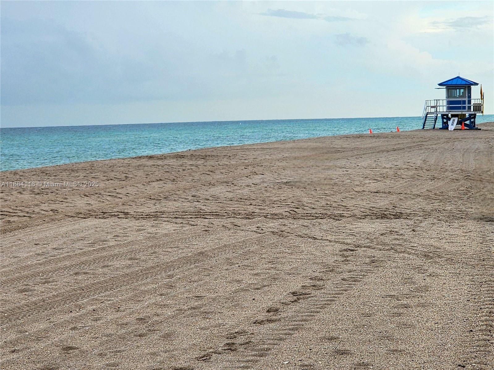 Photo of 3505 Ocean Dr  #1502, Hollywood, Florida, 33019 - 