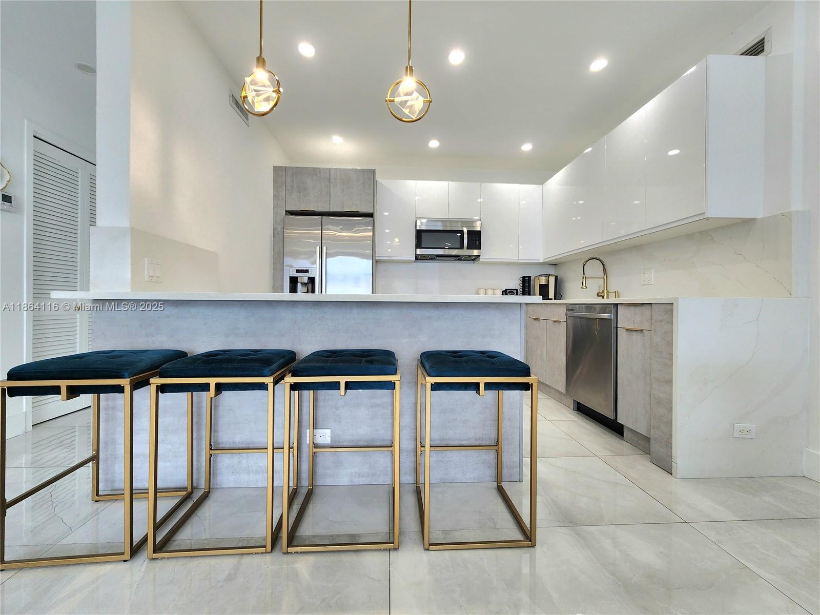 Photo of 3505 Ocean Dr #1502, Hollywood, Florida, 33019 -