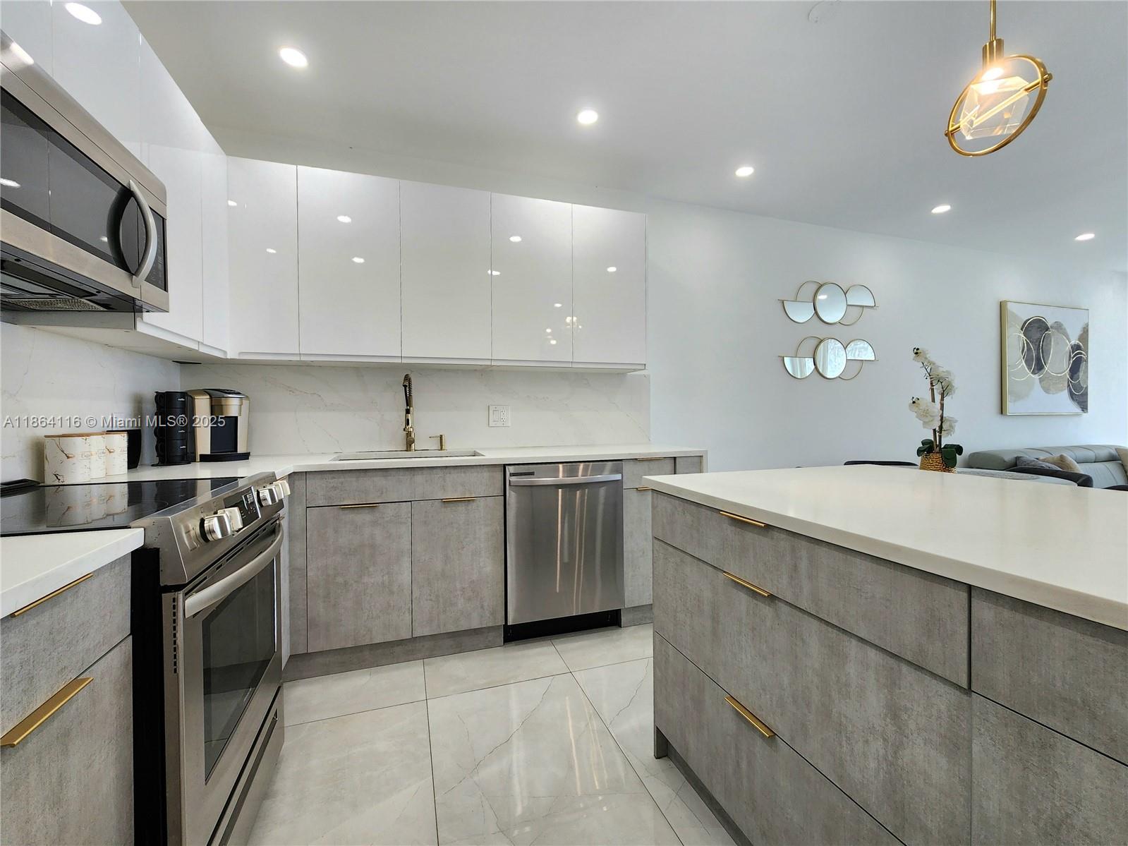 Photo of 3505 Ocean Dr #1502, Hollywood, Florida, 33019 -