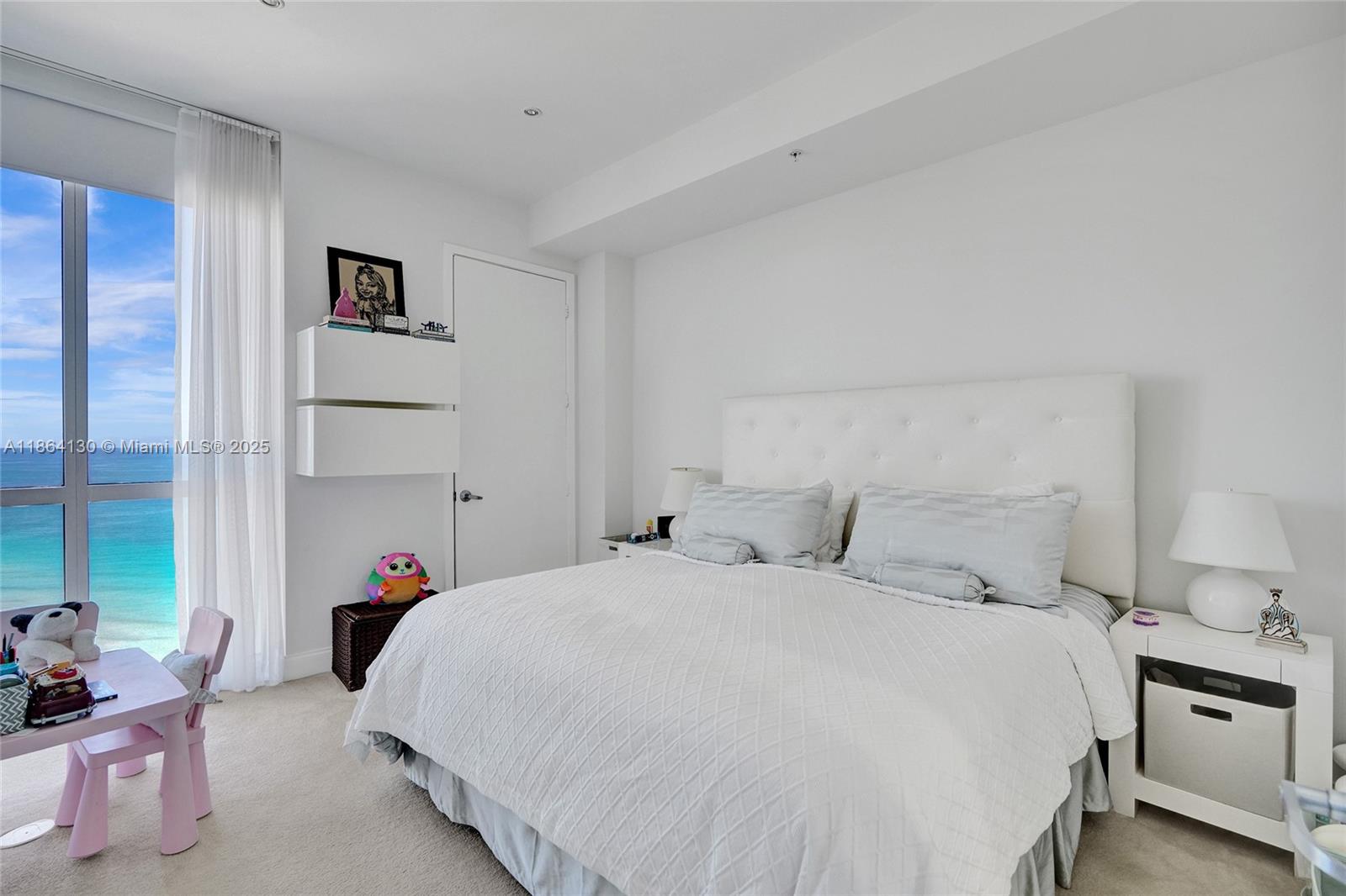 See details 3804 2 / 4 2174 sq. ft. $ 2025-08-22 0 Photo