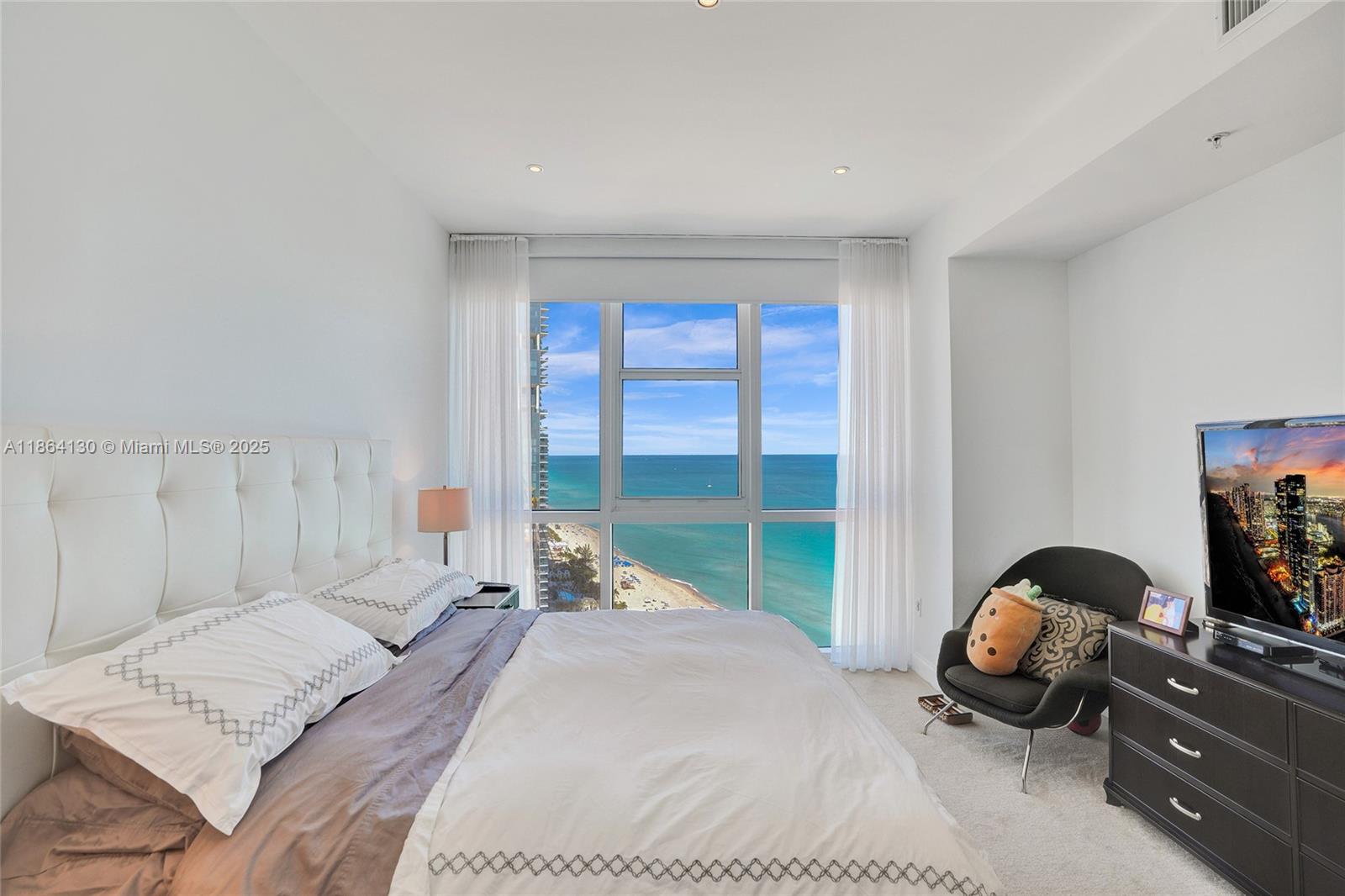 See details 3804 2 / 4 2174 sq. ft. $ 2025-08-22 0 Photo