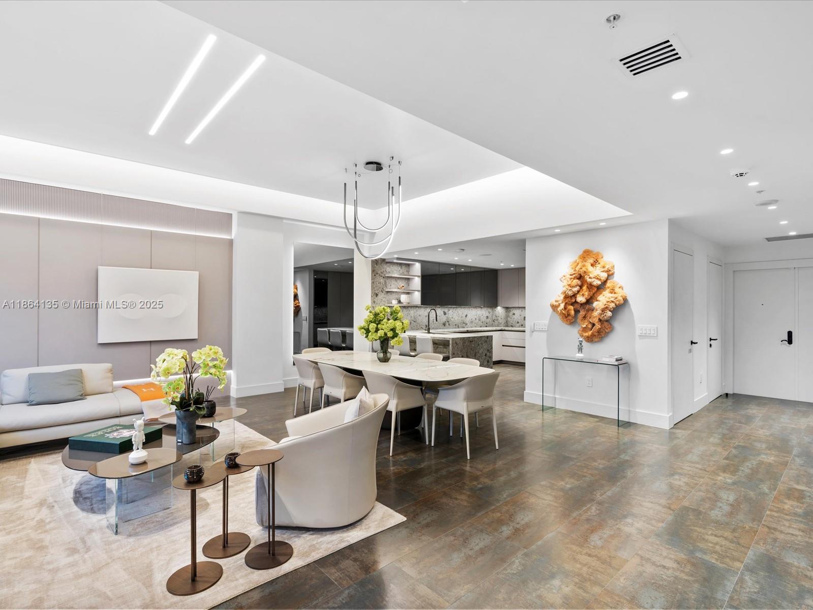 Photo of 3501 Ocean Dr  #V5, Hollywood, Florida, 33019 - 