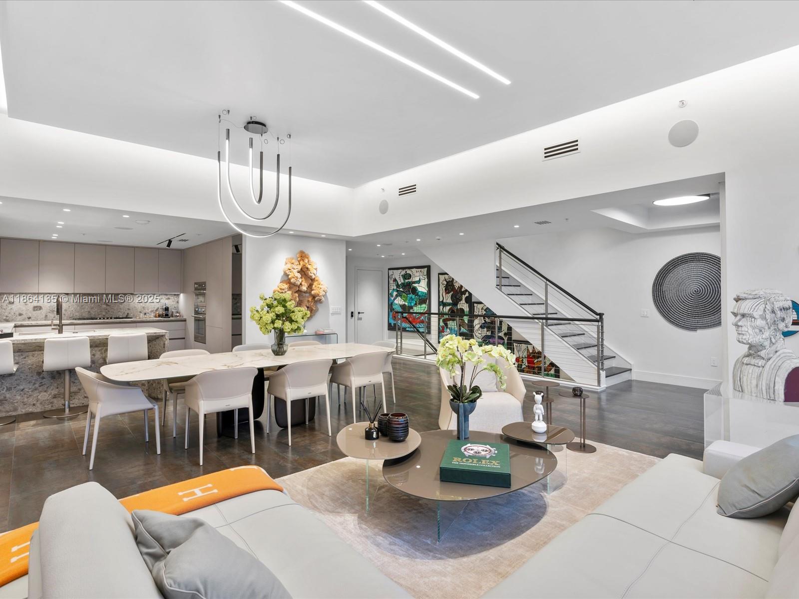 Photo of 3501 Ocean Dr  #V5, Hollywood, Florida, 33019 - 