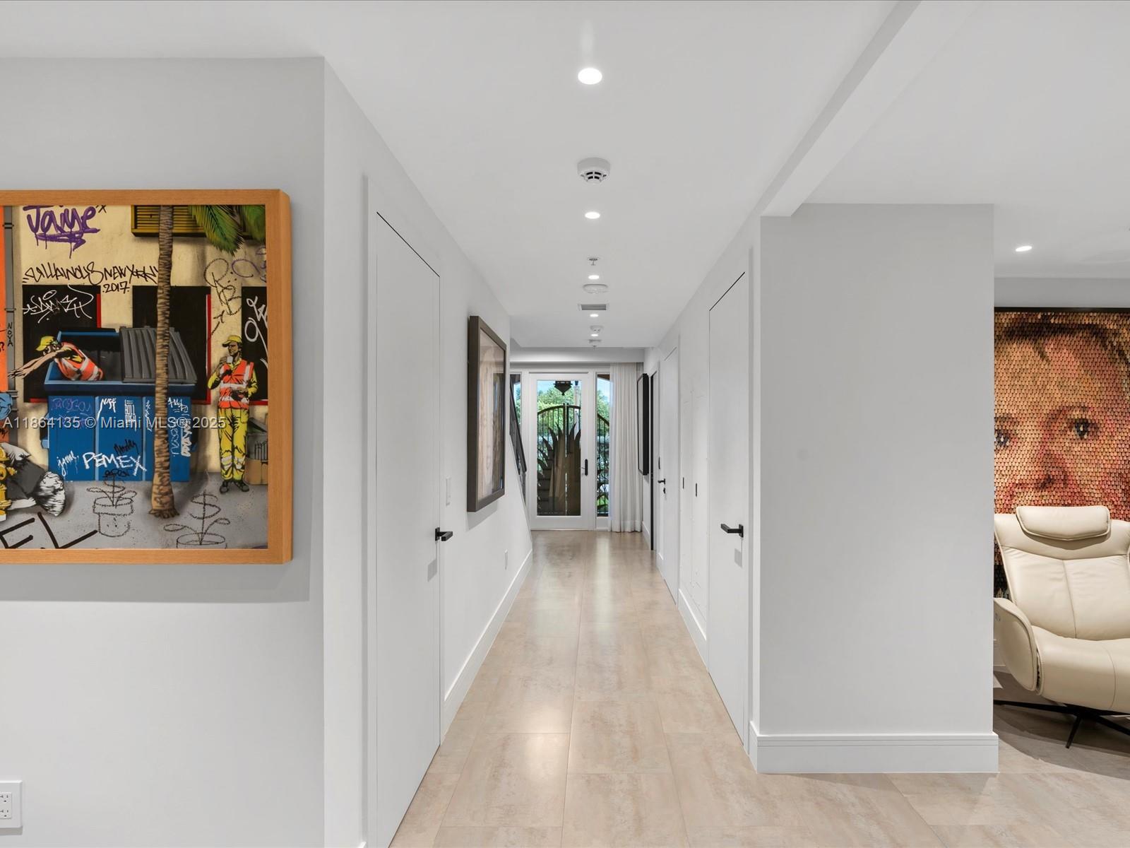 Photo of 3501 Ocean Dr #V5, Hollywood, Florida, 33019 -