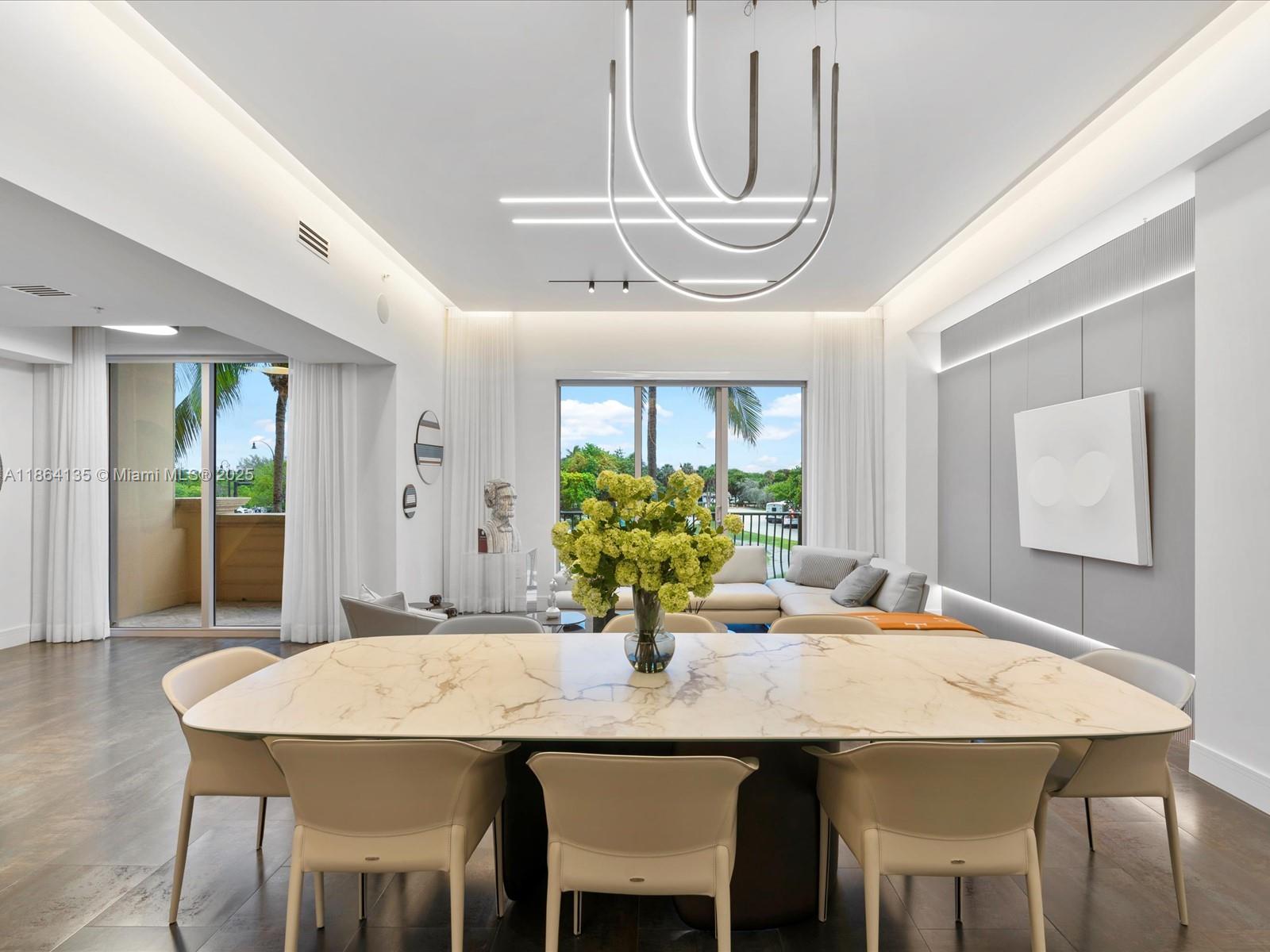 Photo of 3501 Ocean Dr  #V5, Hollywood, Florida, 33019 - 