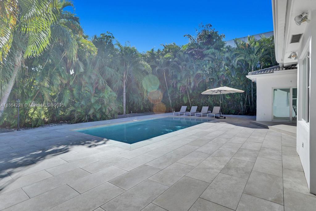 Photo of 685 Golden Beach Dr  (685), Golden Beach, Florida, 33160 - 