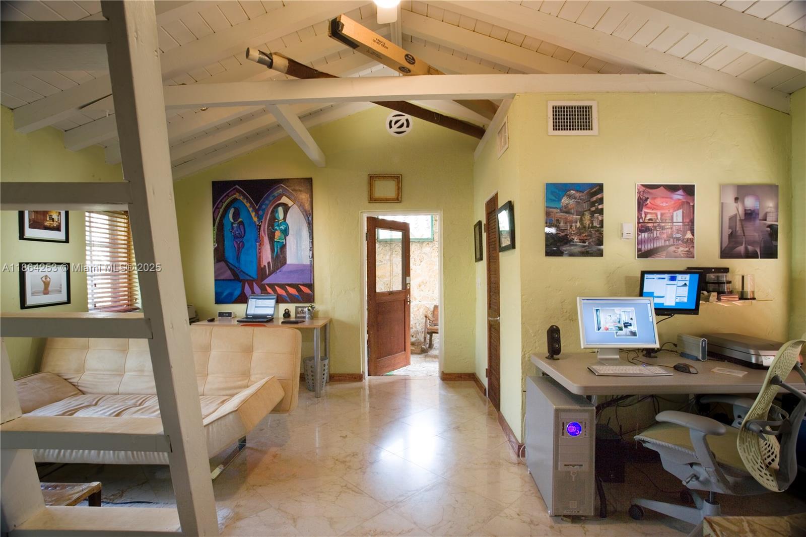 See details / 668 sq. ft. $ 2025-08-23 0 Photo