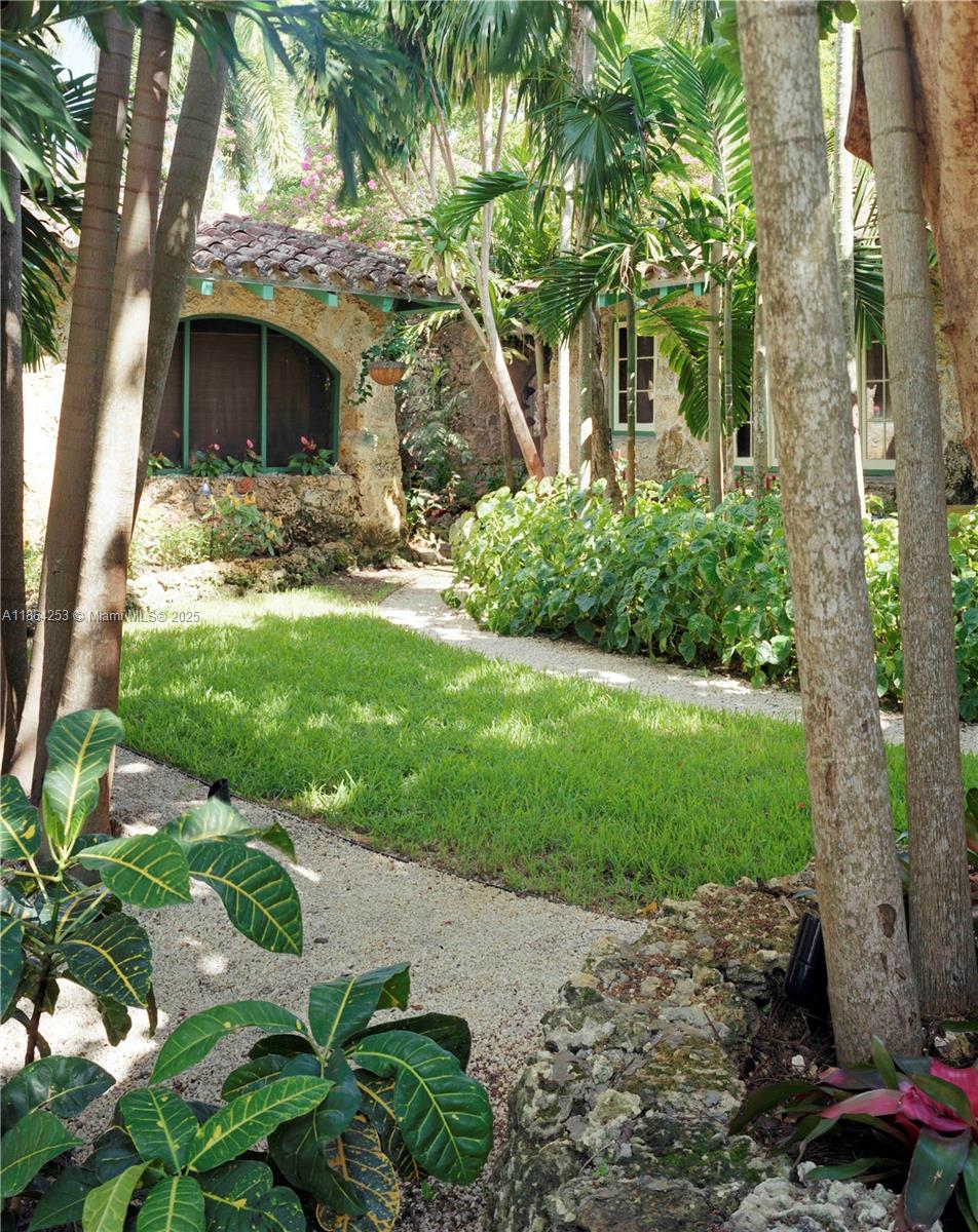 See details / 668 sq. ft. $ 2025-08-23 0 Photo