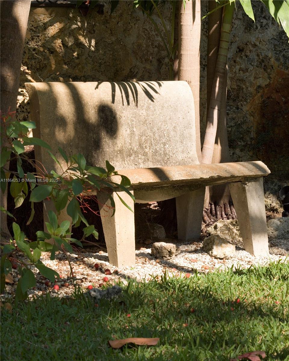See details / 668 sq. ft. $ 2025-08-23 0 Photo