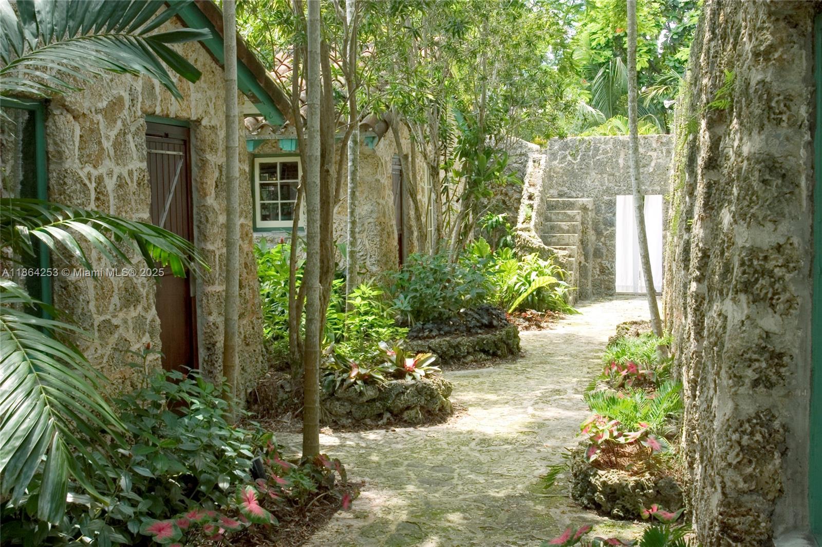 See details / 668 sq. ft. $ 2025-08-23 0 Photo