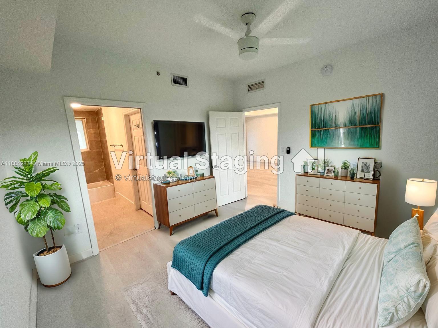 See details 302 1 / 1 720 sq. ft. $ 2025-08-24 0 Photo