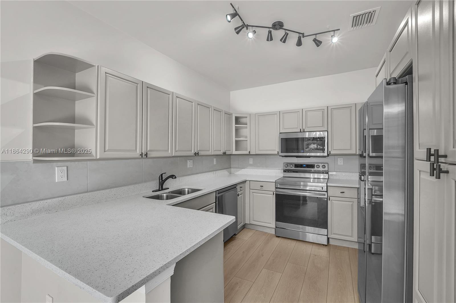 Photo of 1125 Doveplum St (1125), Hollywood, Florida, 33019 -