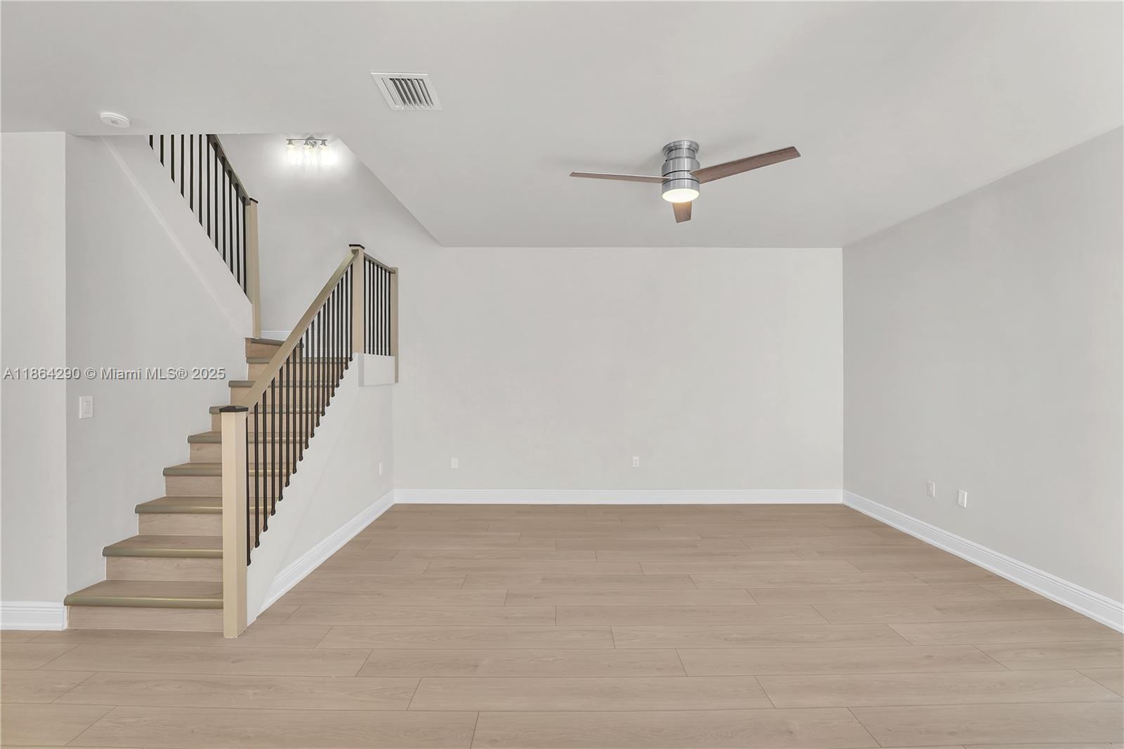 Photo of 1125 Doveplum St (1125), Hollywood, Florida, 33019 -