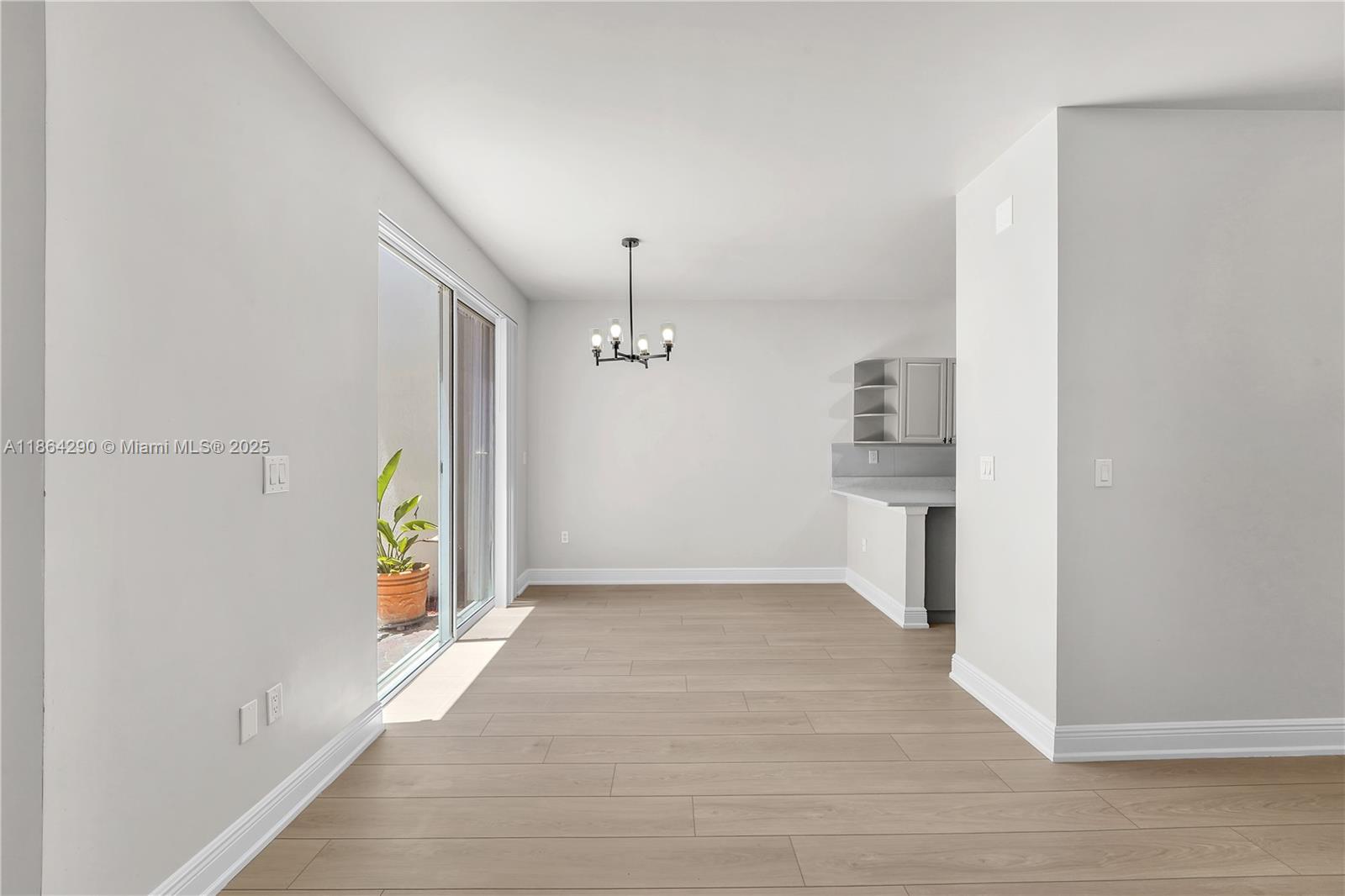 Photo of 1125 Doveplum St  (1125), Hollywood, Florida, 33019 - 