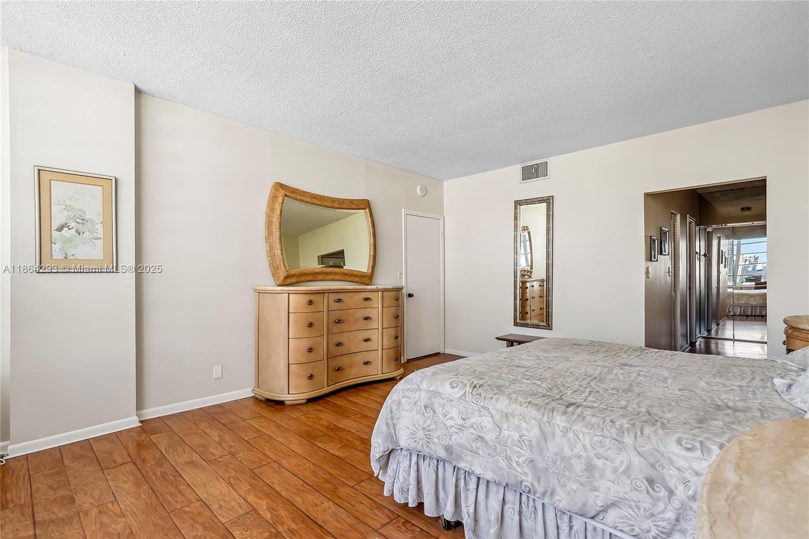 Photo of 1825 Ocean Dr  #PH-1, Hallandale Beach, Florida, 33009 - 